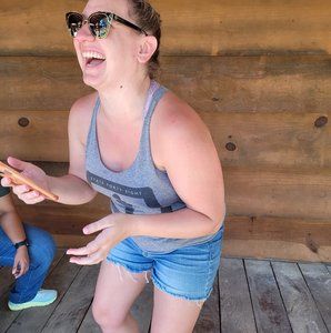 Meet your Posher, Sarah